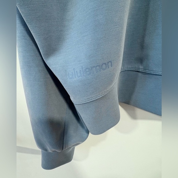 Lululemon Athletica Perfectly
Oversized Cropped Crew in Blue | Size 14 (No Tags) - Picture 3 of 5